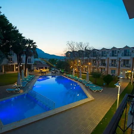 Grand Emir & Hotel 4*