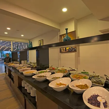 Grand Emir & داليان