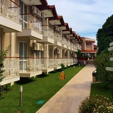 Grand Emir & Hotel 4*