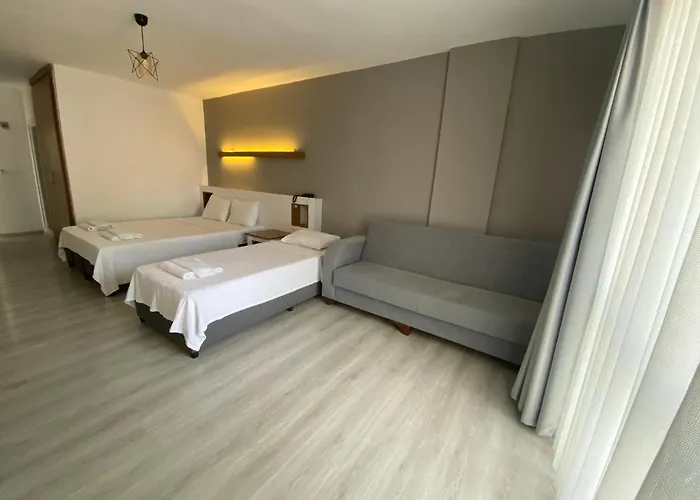 Hotel Grand Emir & 4*