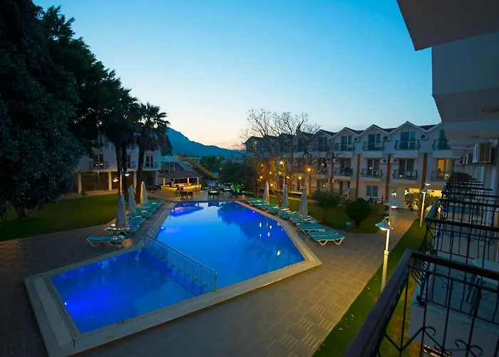 Grand Emir & Hotel 4*