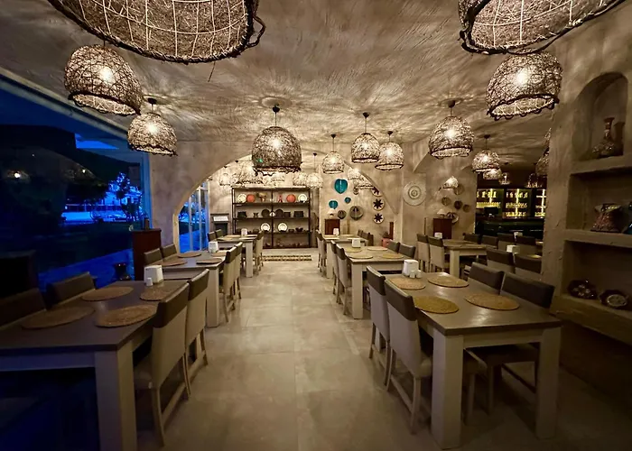 Hotel Grand Emir & 4*