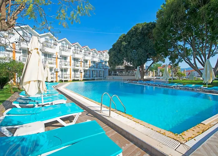 Grand Emir & Hotel 4*